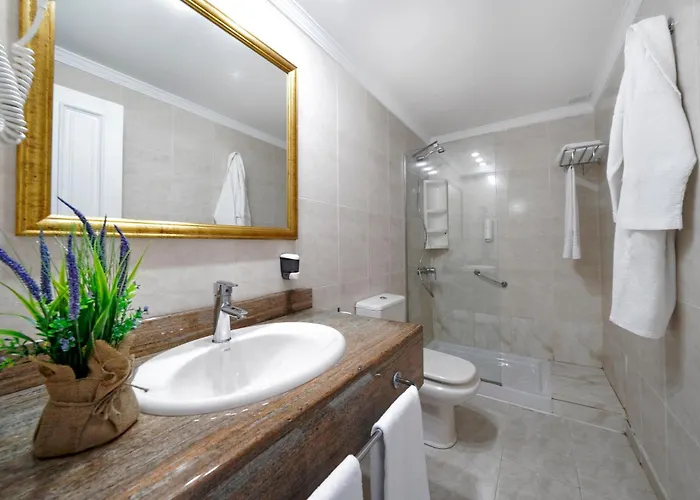 Labranda Cocoteros *